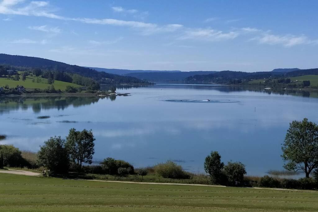 Gite Du Fourperet-Parc Naturel Du Haut-Jura Longevilles-Mont-dʼOr Eksteriør bilde